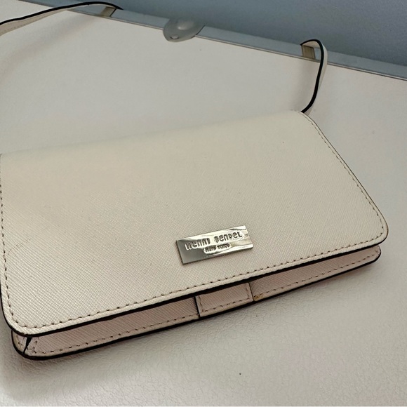 Henri Bendel Crossbody Wallet - Picture 2 of 15